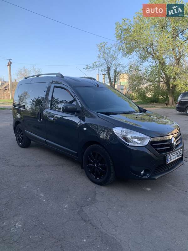 Минивэн Renault Dokker 2016 в Николаеве
