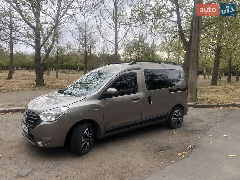 Renault Dokker 2015
