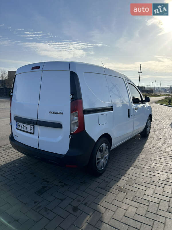 Другие грузовики Renault Dokker 2013 в Ровно фото 5 Другие грузовики Renault Dokker 2013 в Ровно
