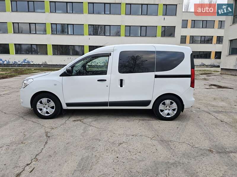 Минивэн Renault Dokker 2019 в Марганце