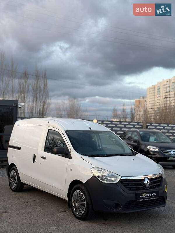 Грузовой фургон Renault Dokker 2016 в Киеве