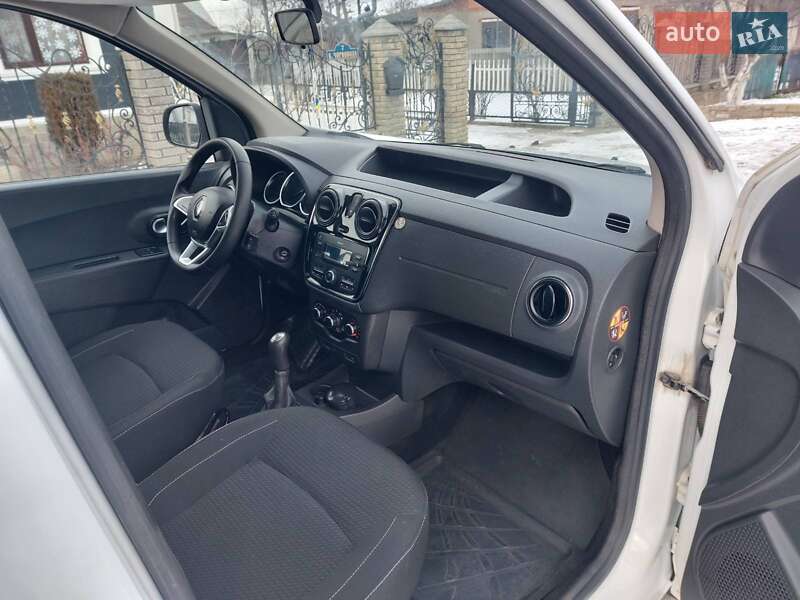 Минивэн Renault Dokker 2018 в Косове фото 25 Минивэн Renault Dokker 2018 в Косове