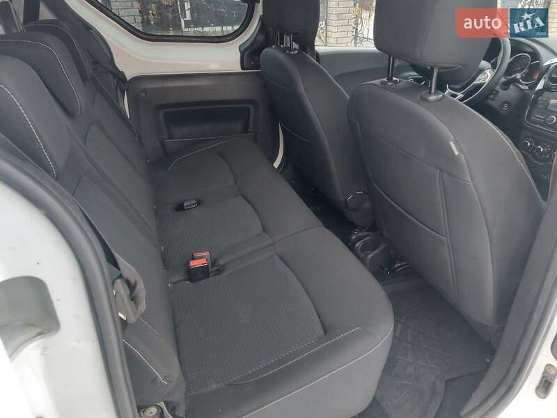 Минивэн Renault Dokker 2018 в Косове фото 31 Минивэн Renault Dokker 2018 в Косове