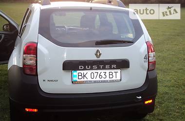 Внедорожник / Кроссовер Renault Duster 2015 в Ровно