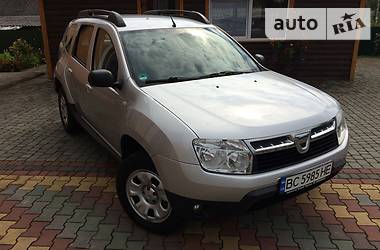 Внедорожник / Кроссовер Renault Duster 2012 в Самборе