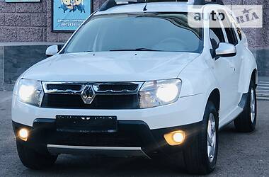 Внедорожник / Кроссовер Renault Duster 2013 в Каменском