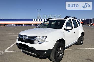 Внедорожник / Кроссовер Renault Duster 2010 в Черновцах