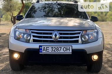 Внедорожник / Кроссовер Renault Duster 2014 в Каменском