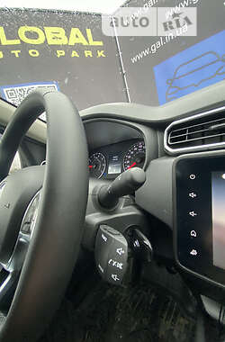 Внедорожник / Кроссовер Renault Duster 2021 в 