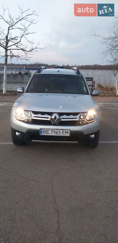 Позашляховик / Кросовер Renault Duster 2017 в 