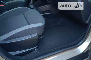 Внедорожник / Кроссовер Renault Duster 2018 в 