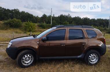 Внедорожник / Кроссовер Renault Duster 2012 в 