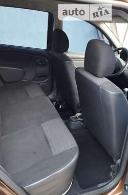 Внедорожник / Кроссовер Renault Duster 2012 в 