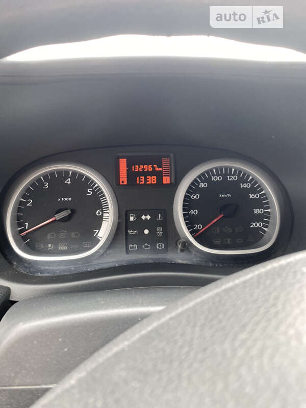 Внедорожник / Кроссовер Renault Duster 2012 в Тернополе фото 12 Внедорожник / Кроссовер Renault Duster 2012 в Тернополе