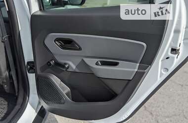 Позашляховик / Кросовер Renault Duster 2020 в 