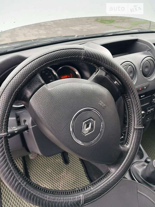 Внедорожник / Кроссовер Renault Duster 2016 в Любаре