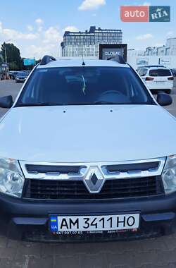 Внедорожник / Кроссовер Renault Duster 2013 в 