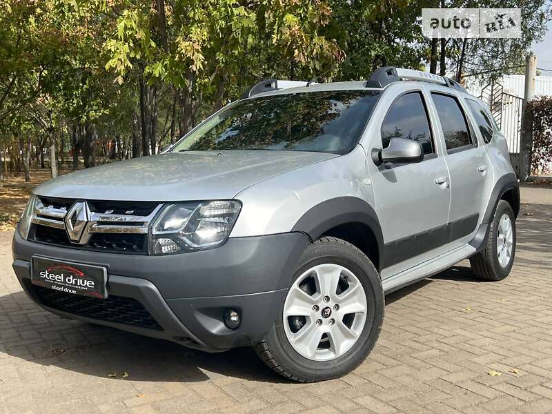 Позашляховик / Кросовер Renault Duster 2017 в Миколаєві