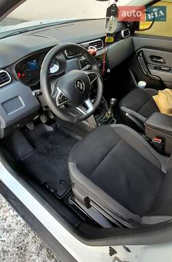 Внедорожник / Кроссовер Renault Duster 2020 в 
