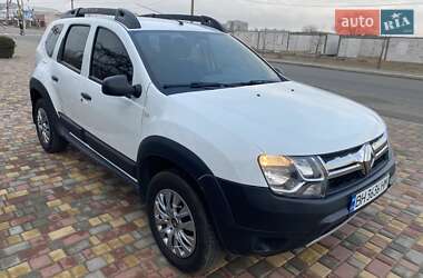 Внедорожник / Кроссовер Renault Duster 2017 в 