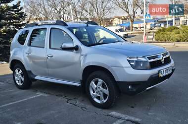 Позашляховик / Кросовер Renault Duster 2010 в Києві