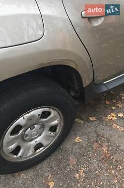 Внедорожник / Кроссовер Renault Duster 2013 в 