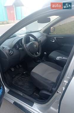 Внедорожник / Кроссовер Renault Duster 2011 в 