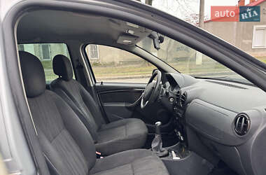 Внедорожник / Кроссовер Renault Duster 2010 в 
