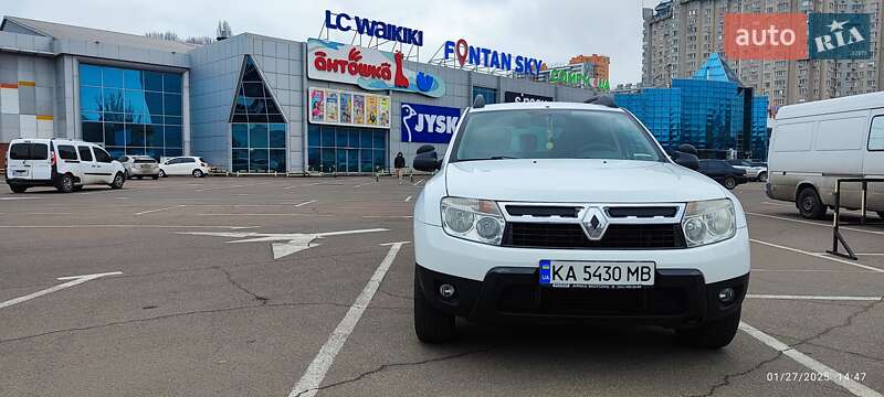 Позашляховик / Кросовер Renault Duster 2012 в 