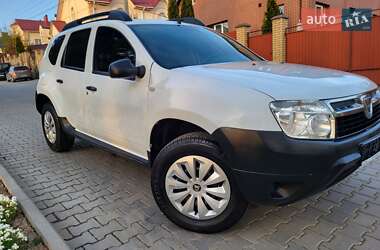 Позашляховик / Кросовер Renault Duster 2013 в 