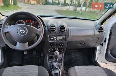 Позашляховик / Кросовер Renault Duster 2013 в 