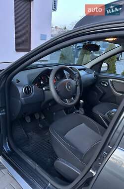 Внедорожник / Кроссовер Renault Duster 2016 в 