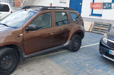 Внедорожник / Кроссовер Renault Duster 2011 в 