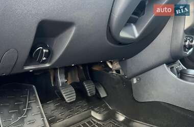 Внедорожник / Кроссовер Renault Duster 2015 в 