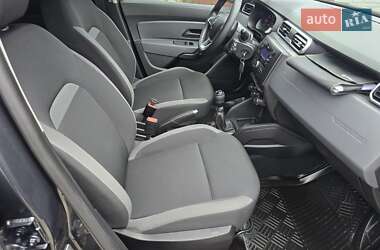 Позашляховик / Кросовер Renault Duster 2020 в 