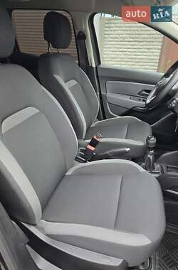 Позашляховик / Кросовер Renault Duster 2020 в 