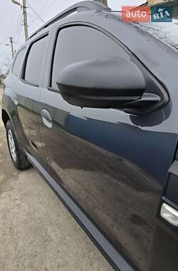 Позашляховик / Кросовер Renault Duster 2020 в 