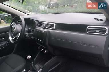 Позашляховик / Кросовер Renault Duster 2020 в 