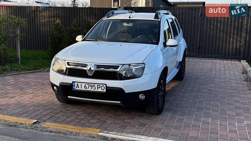 Внедорожник / Кроссовер Renault Duster 2014 в Каневе
