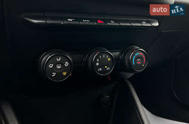 Внедорожник / Кроссовер Renault Duster 2018 в 