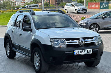 Внедорожник / Кроссовер Renault Duster 2017 в 