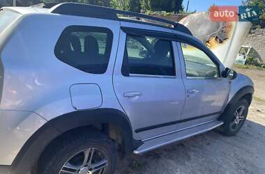 Внедорожник / Кроссовер Renault Duster 2012 в 