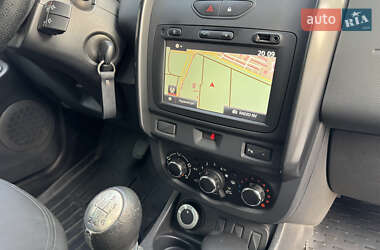 Позашляховик / Кросовер Renault Duster 2016 в 