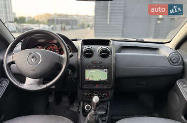 Позашляховик / Кросовер Renault Duster 2016 в 