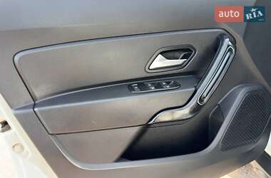 Внедорожник / Кроссовер Renault Duster 2018 в 