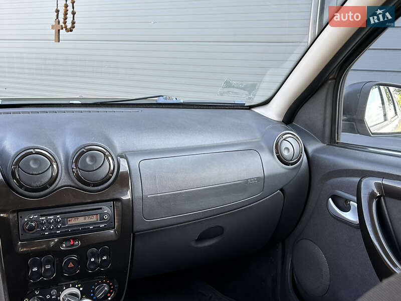 Позашляховик / Кросовер Renault Duster 2011 в Івано-Франківську