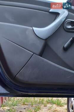 Позашляховик / Кросовер Renault Duster 2011 в Дніпрі