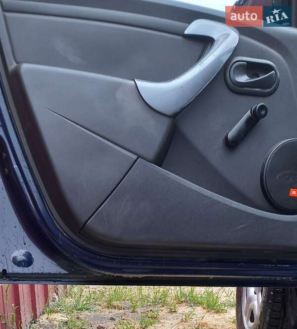 Внедорожник / Кроссовер Renault Duster 2011 в Днепре