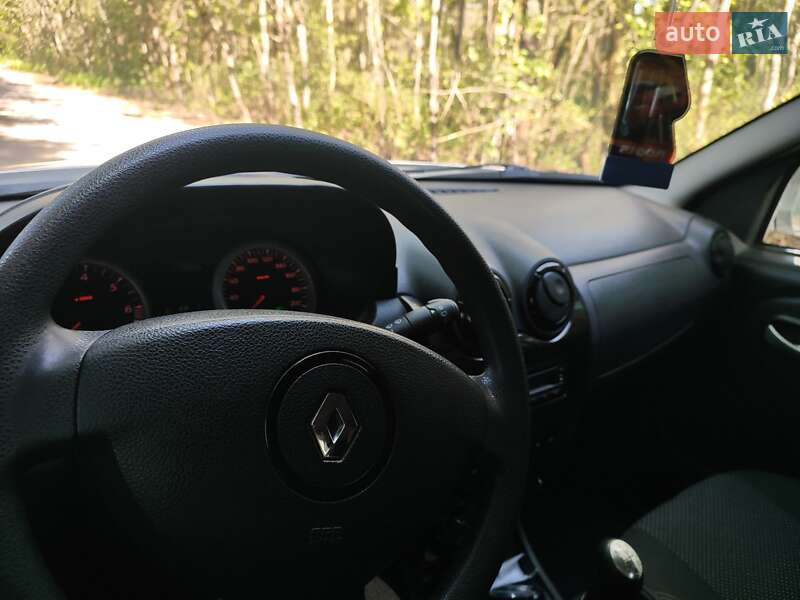 Внедорожник / Кроссовер Renault Duster 2011 в Крыжополе