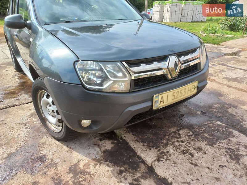 Внедорожник / Кроссовер Renault Duster 2017 в Згуровке